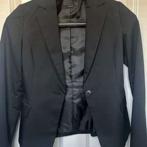 Black Suit - Jacket & Pants - Women’s - Size XS - Easy Care Fabric